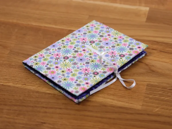Needle Case Ditsy Flowers