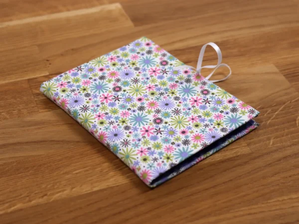 Needle Case Ditsy Flowers