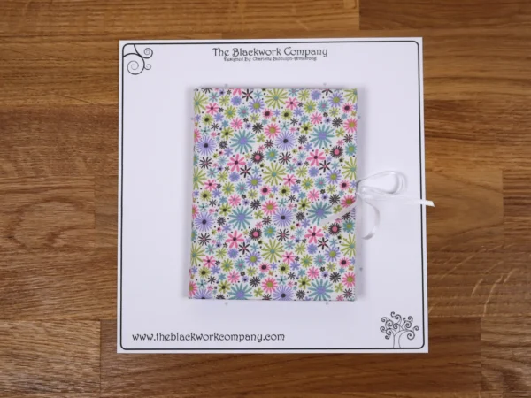 Needle Case Ditsy Flowers