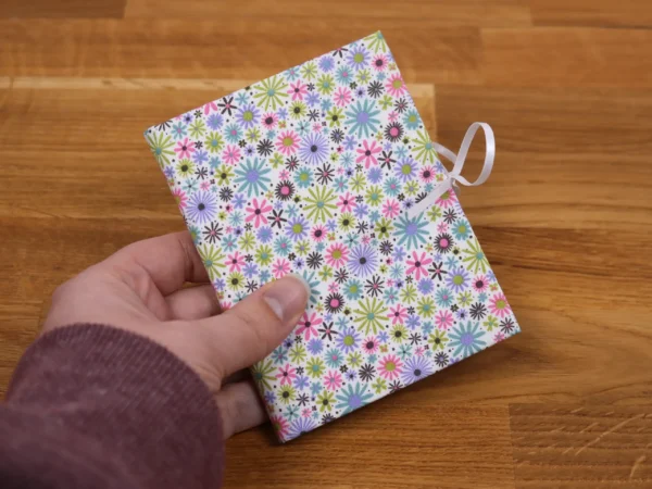 Needle Case Ditsy Flowers