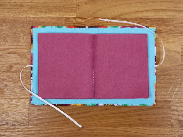 Needle Case Floral Pansies