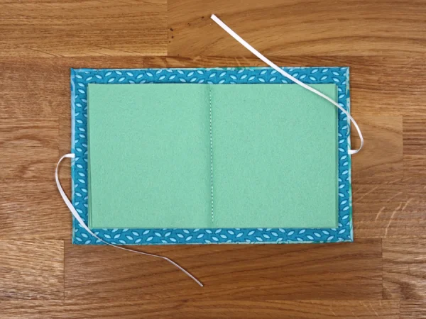 Needle Case Turquoise Batik