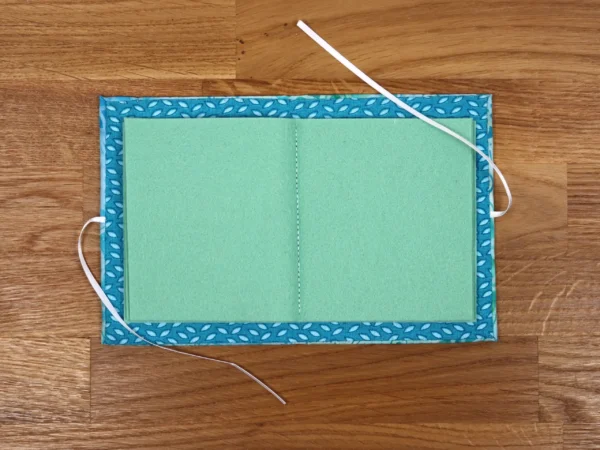 Needle Case Turquoise Batik