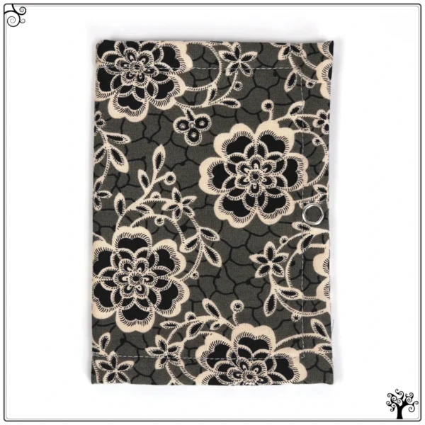 thread keeper black and white flowers 2