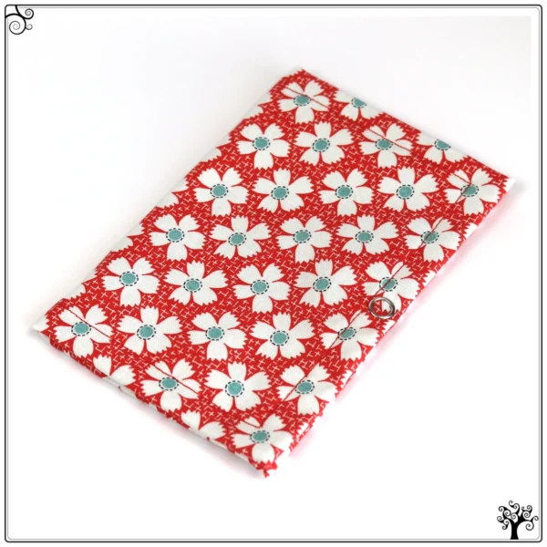 thread keeper white flowers