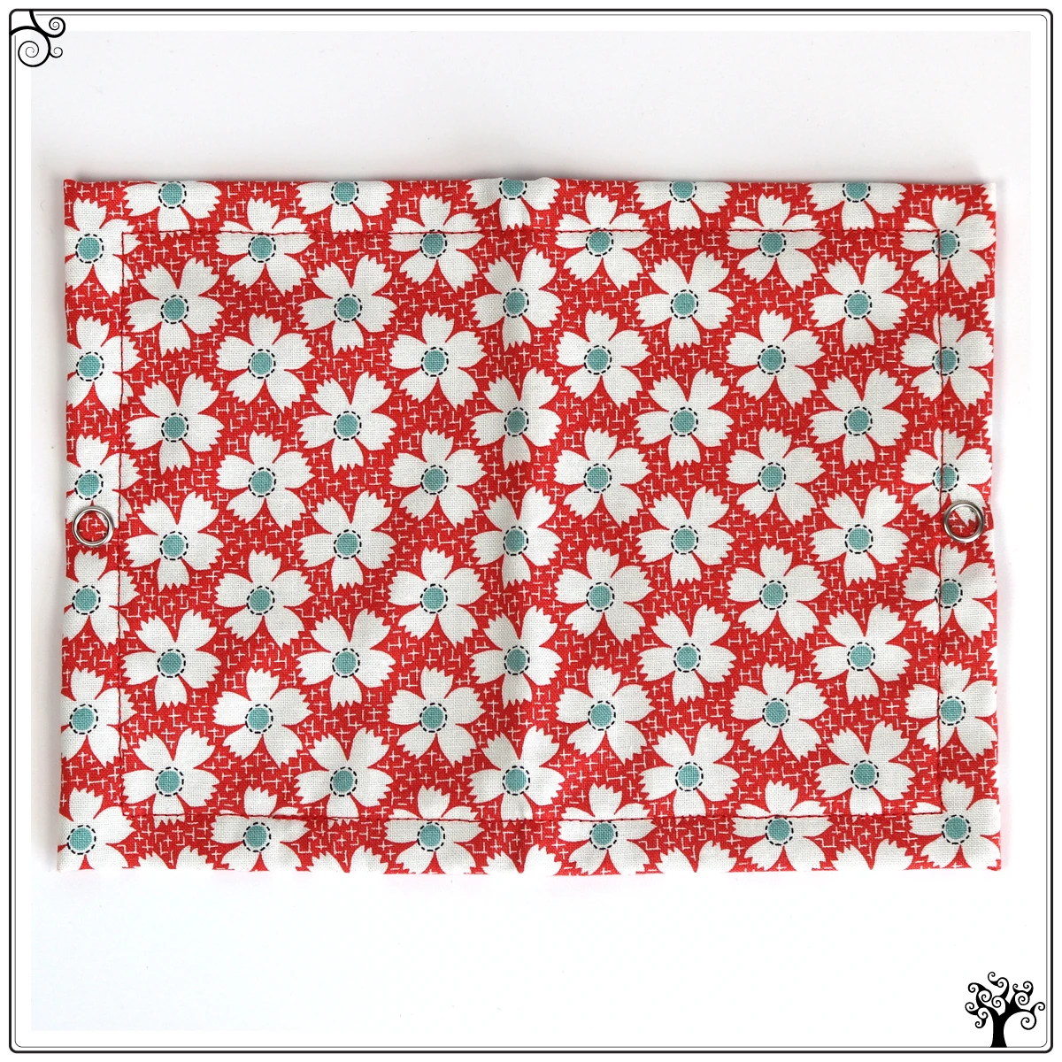 thread keeper white flowers