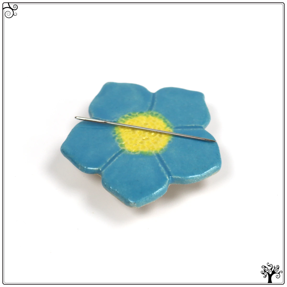ceramic needle minder turquoise flower
