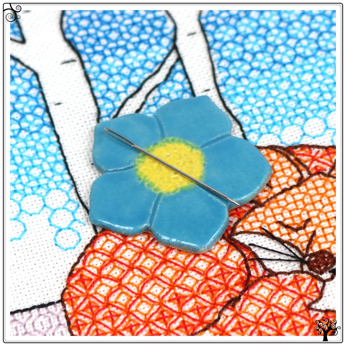 ceramic needle minder turquoise flower